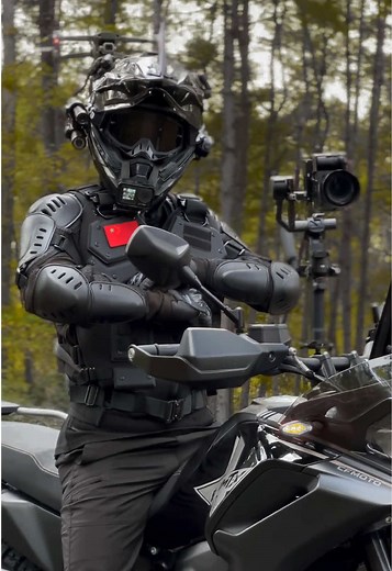 Stop settling for boring helmets. SharpKnight LED helmet: ✅ Glows bright for night rides ✅ DOT/ECE certified safety ✅ Lightweight & comfy all day ✅ Free Bluetooth headset (limited) Ride safe, ride cool. 🛒Shop now → www.sharpknight.com