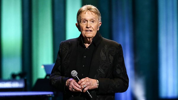 Grand Ole Opry entry makes T. Graham Brown cry like a baby