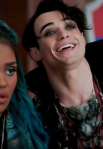 Harry hook edit descendants 3