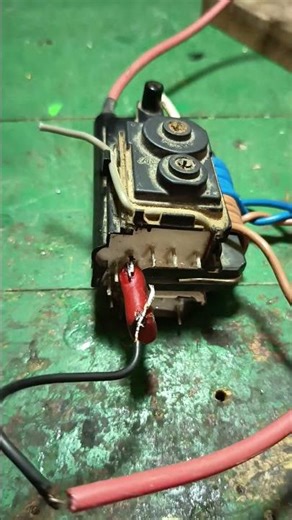 How to Make Flyback Transformer at Home ⚡ Dangerous High Voltage#FlybackTransformer #DIYElectronics