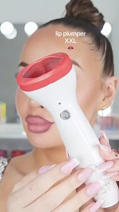 1.2M views · 10K reactions | lip plumper xxl  #ASMR | Fanny Asmr | Facebook