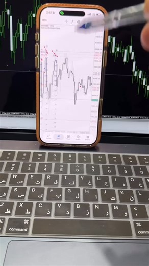 ‎امیرحسین نام آور‎ on Instagram‎: "لایو ترید. سه بار تا نقطه ورودمون برگشت که میدونم یکم استرس هم گرفتید😁 و دوباره ریخت. حتی استاپ هم خورد؛ مجدد وارد شدم. استوری‌ها هنوز هست"‎