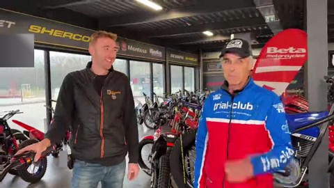 Dherbey Moto nous présente la nouvelle gamme Montesa 2025 !! 🧐 Tristan nous donne quelques détails sur les 4RT en 260 cm3 et la 301 RR mais sans oublier l'étonnante 4-RIDE !! 👌 Production de qualité avec ses suspensions et amortisseur SHOWA Tous les délais ici : https://www.dherbeymoto.com/marchand/moto_neuves.php?sel_annee_num=-1&sel_marque_num=3&sel_moto_num= | www.trial-club.com