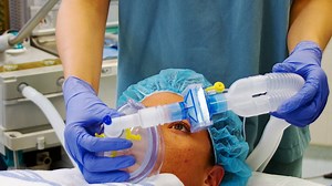 1M views · 1.5K shares | An anesthesiologist explains the biggest misconceptions about going under the knife. | Insider Tech | Facebook