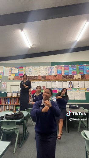 Tongan Dance Trends at James Cook High School