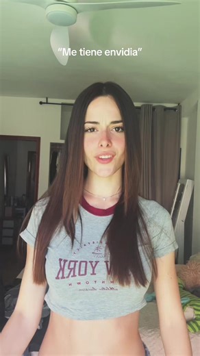 Videos de alba ʕง•ᴥ•ʔง (@_.albaka.secundariaa) con “sonido original - 24hrsofjuls”