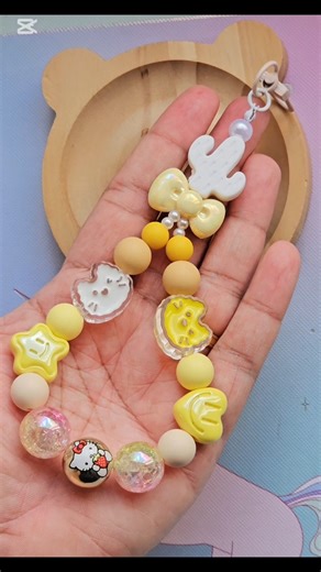 Yellow Keychain 💫✨️#shortvideo #shortsvideo #shorts #short#art #craft #diy #viral #trending#asmr