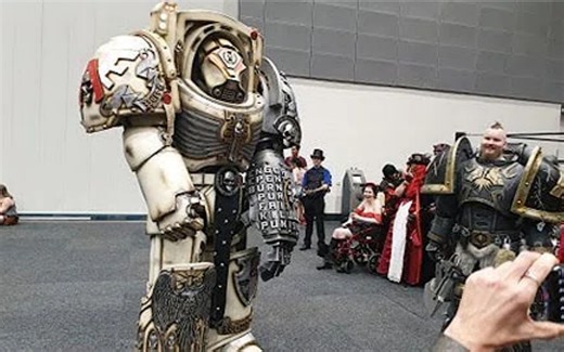 巨大COSPLAY 战锤40K星际战士 终结者盔甲