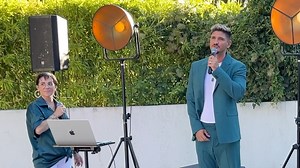 Extrait Album Changer.. En espérant rechanter avec notre Emilie Santucci rapidement . En attendant je partage cette super chanson qvec vous