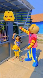 Mampang Clown Asks for Help Retrieving His Mask