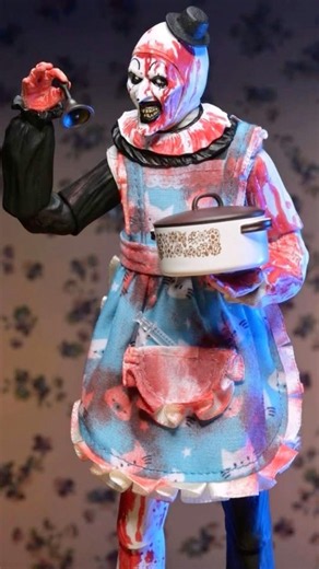 FIRST LOOK NECA ultimate terrifier 2 thanksgiving art the clown figure!