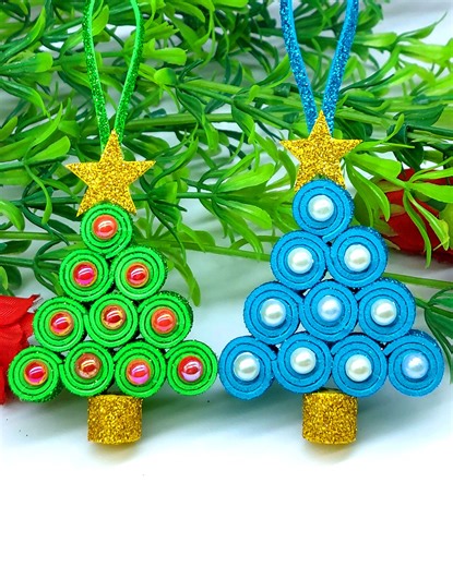 10K views · 127 reactions | Learn how to make a beautiful mini Christmas tree out of paper with this easy-to-follow tutorial! This is a perfect DIY Christmas decoration that you can make in minutes.  #handmade #trees #christmasdecor | Origami Art & Crafts | Facebook