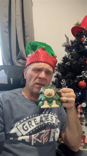 Gingerbread man #Christmas #DadJokes #Dad #Jokes #FunnyVideos #Comedy