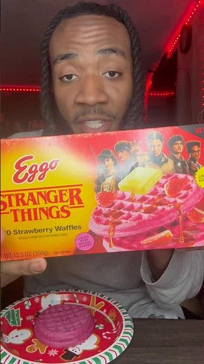 Eggo X Stanger Things Strawberry Waffles 🧇🍓 #strangerthings #waffles #foodreview