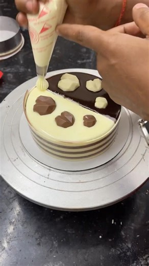 Dark & White Chocolate Heart Cake Design #shortsfeed #shorts