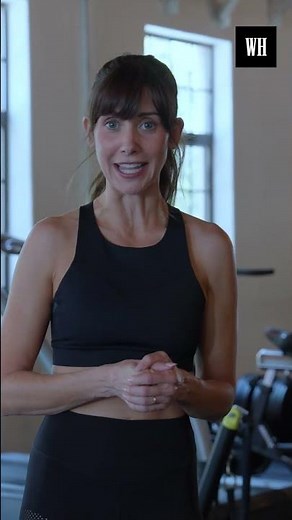 Emily Blunt inspired Alison Brie to start taking her training seriously #womenshealth