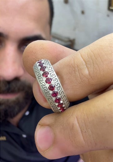 حصول على ساعة بايرون افريقي مع تلميع رائع