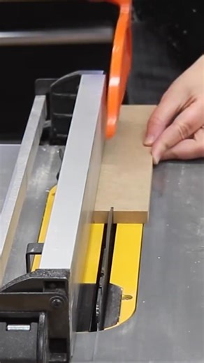 I built a mini mortising jig for precise joinery! 🔨 #Woodworking #DIY #Joinery #JigMaking #RouterTips #TrimRouter #CraftingTools #WoodworkTechniques #BuildItYourself #CreativeProjects | 3x3 Custom