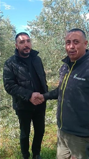 VISITING THE NEIGHBOR'S GARDEN #village life #explore #featured #trending #agriculture #livingint...