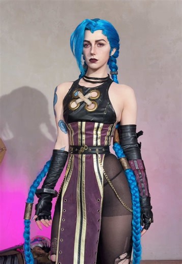 Boom 🧨 #jinx #jinxcosplay #leagueoflegends #leagueoflegendscosplay | jinx cosplay