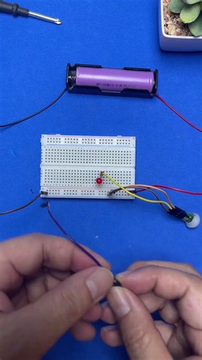 เซ็นเซอร์ตรวจจับการเคลื่อนไหว AM312 #safwit #arduino #am312 #esp8266 #arduinoproject #diy #esp32