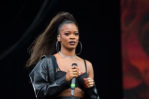 Ari Lennox Gives Us Style Goals In Latest IG Pic
