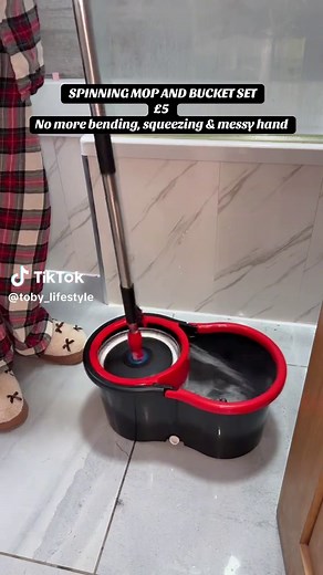 £5 Spinning Mop and Bucket Set Review