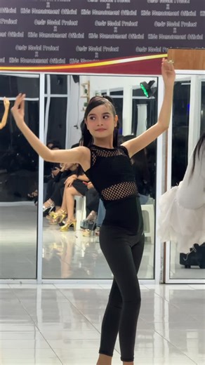 Winola Athifa Srikandi on Instagram: "Class situation Modelling Class @ondy_modelproject"