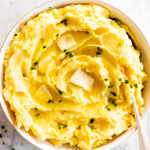 Homemade Mashed Potatoes Recipe - Savory Nothings