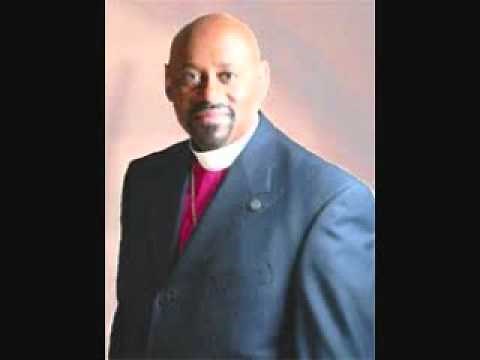 Stay Close - Bishop Paul S. Morton, Sr. and the Full Baptist Fellowship Mass Choir