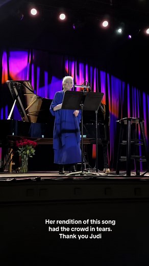 Judy Collins' Iconic 'Send in the Clowns' Performance
