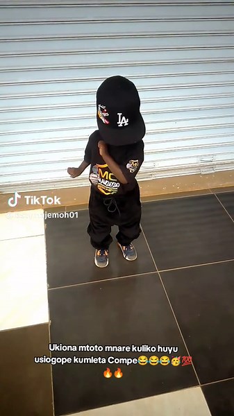 Ukiona mtoto mnare kuliko huyu usiogope kumleta Compe😂😂😂🥳💯🔥🔥