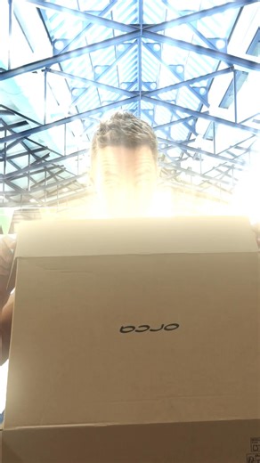 Unboxing A Freshie! 🤩 The Apex Flow V2 Men's Triathlon Wetsuit From Orca! 🌊🏊 . #GTN #GlobalTriathlonNetwork #SwimBikeRun | Global Triathlon Network