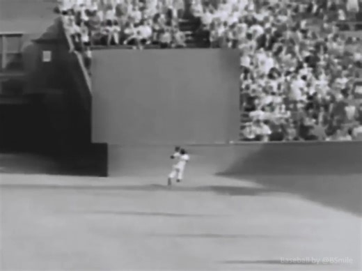 Today In 1954: New York Giants legend Willie Mays makes "The Catch" and throw of a lifetime in Game 1 of the World Series at the Polo Grounds, NYC! #TheCatch #MLB #Baseball #SFGiants #History #SayHeyKid | Baseball by BSmile