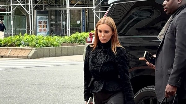 Bianca Censori abandons her wild style for a conservative look at college visit