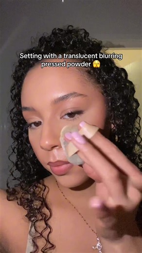 Mastering the Art of Blurring with Translucent Powder