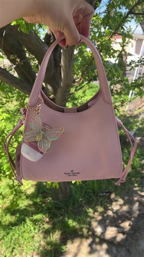 The Perfect Spring Bag: A Must-Have Accessory😍