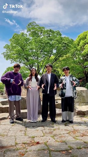 TikTokでHANDSIGNさんをチェック！
