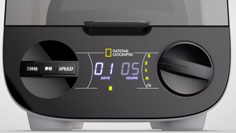 NATIONAL GEOGRAPHIC Professional Rock Tumbling Kit - Patent-Pending GemFoam 2lb Barrel, Grit Rock Polisher for Kids & Adults, Platinum Series Ultra Quiet, A Great STEM Science Kit