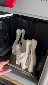 12K views · 106 reactions | Bone Bag – 3D Printed in eSUN PLA+ White Smooth layers highlight every curve and edge Light enough for daily carry, sturdy enough to keep its shape Made from renewable materials for a lower-impact finish A quiet mix of #fashion and #technology—modern design that speaks for itself. Creator: https://buff.ly/JLY3nd7 Stl: https://buff.ly/cWeWiDY #3d #3dprinting #bone #bag #eSUN | eSUN | Facebook