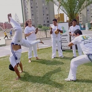 31K views · 408 reactions | Com uma câmera DSLR da Canon você pode ajustar manualmente o controle da entrada de luz das suas fotos. Olha só como faz toda a diferença. #VoceSabiaCanon | Canon | Facebook