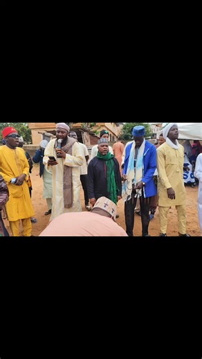 Tijjaniyas Reciting the Taniyyah During the Maulid Nabiyy Hosted by Mallam Abuja in Auchi | SELVOX Media Networks