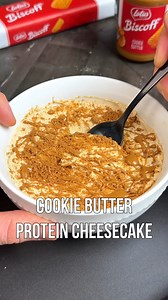 This No Bake Cookie Butter Protein Cheesecake has 58g protein and is ready in about 10 minutes! Recipe below 👇 👉 Add all ingredients to bowl and mix until thick. Freeze for 10 minutes. Top with crushed biscoff cookie and melted cookie butter and enjoy! 📝 Recipe notes: This makes a massive serving and could easily be split into 3. I use casein protein in this one because it mixes thicker, but a whey protein would also work! 💪 Macros per serving: 10g fat, 28g carbs, 29g protein. Makes 2 servin