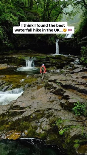 UK’s best waterfall hike? 🤩 🇬🇧 Waterfall Way aka Four Falls Trail, is located in Brecon Beacons National Park (Bannau Brycheiniog) in Wales 🏴󠁧󠁢󠁷󠁬󠁳󠁿 The trail is a 6.5km circular loop through a woodland, passing four spectacular waterfalls! 💦 We loved this hike and it quickly became one of our favourite walks in Wales 🥾 #visitwales #uktravel #traveluk #hikinguk #wales #cymru #uktrip #uktraveller #ukhikers | CJ Explores