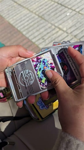 abriendo sobres en lugares random - Pokémon héroes ascendentes #pokemon #pokemontcg #pokemoncards