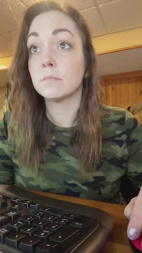 Oh!? #ugh #mycomputer #wentdown #whatbutton #isthatathing