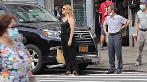 Alicia Silverstone runs errands in New York wearing all black