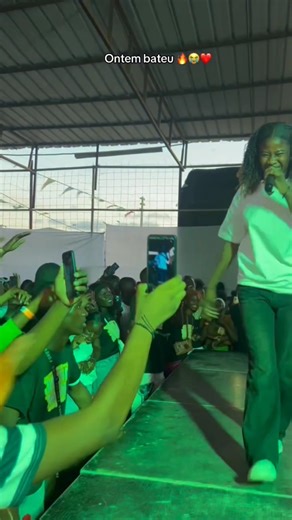 Sílvia Timóteo brilha no seu Show 😭