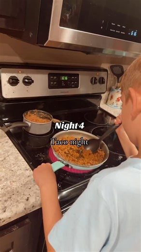 14 reactions | Night 4/5! With so many struggling due to the shutdown, I thought I would share a school weeks worth of budget friendly, fast and picky eater approved meals that our household loves  I paid $47 for 5 nights worth of meals for a family of 5 (minus a couple ingredients that I already had on hand) | Rebecca Williams | Facebook