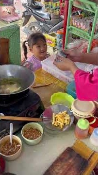 Beli martabak telor sampai 5 porsi buat dimakan 1 keluarga 🔥😬